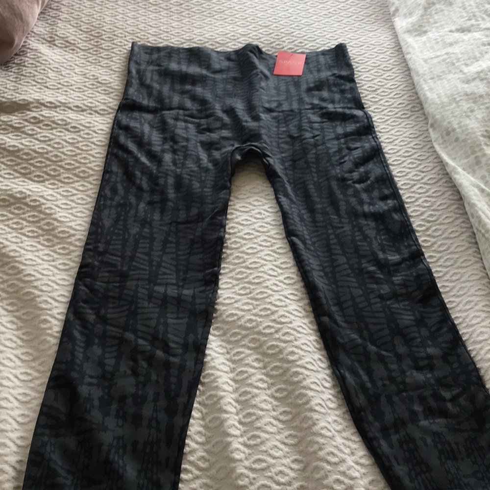 NWT Spanx geo print leggings